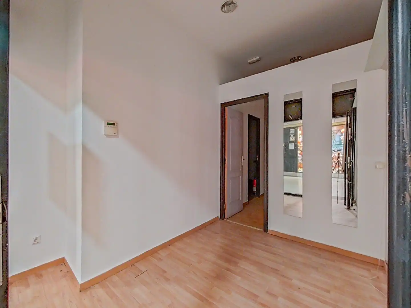 Habitación de Local en venta en Alcalá de Henares