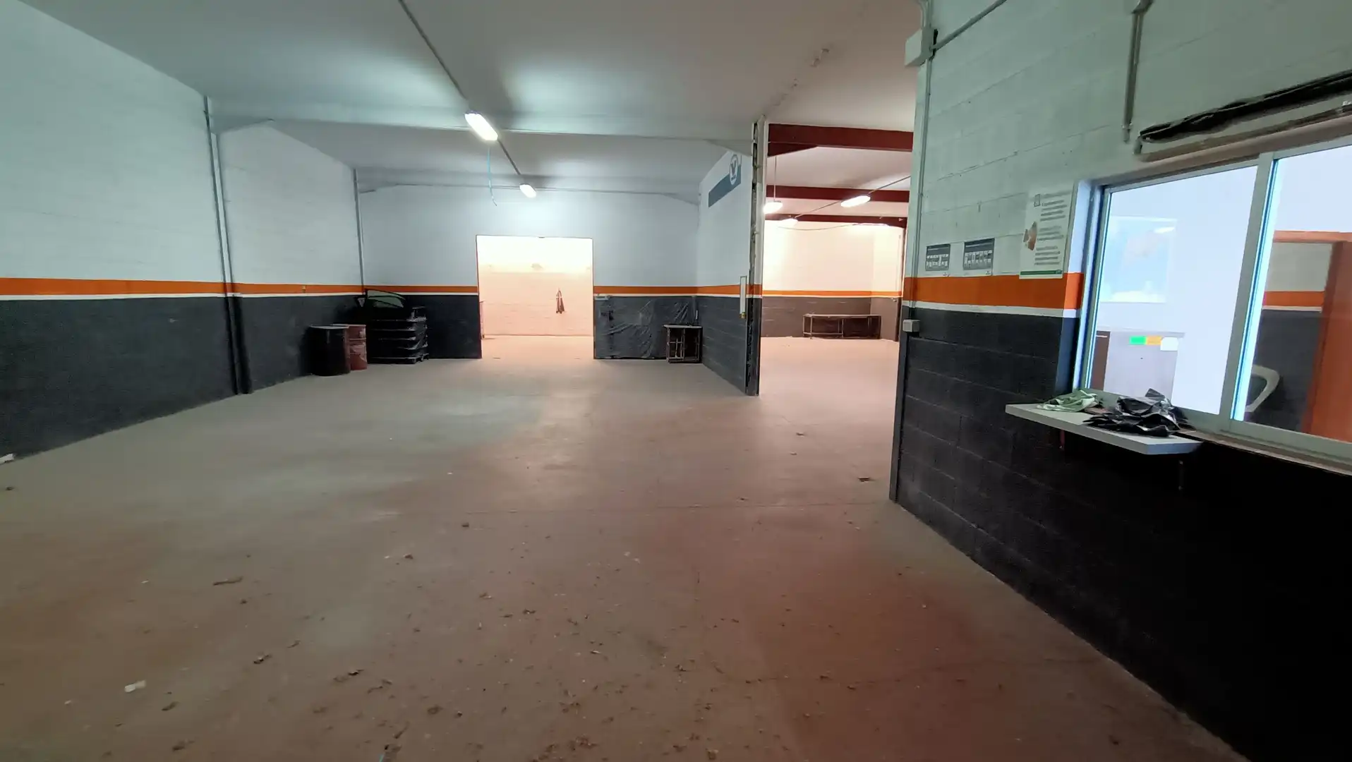 Nau industrial de lloguer en Zaragoza