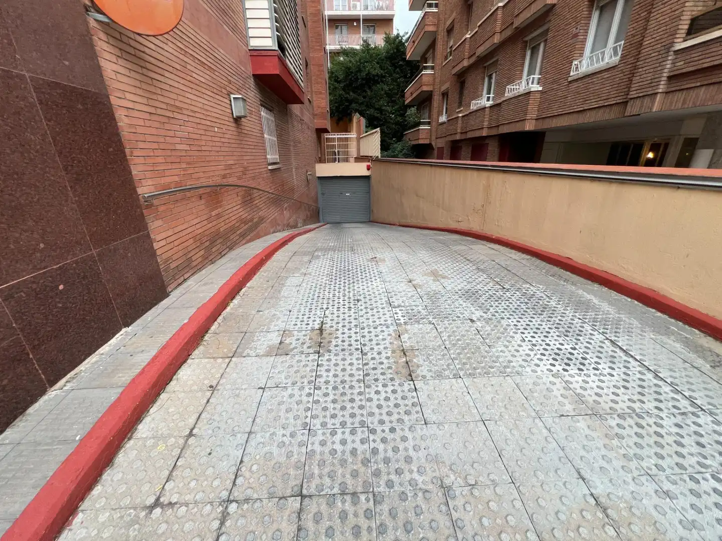 Garage for rent in Via Augusta, 232, Sant Gervasi- Galvany