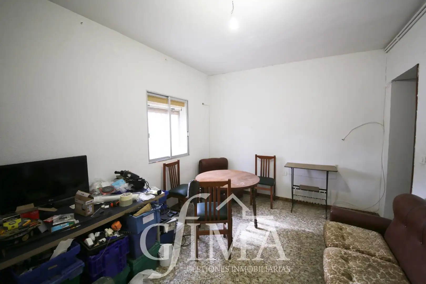 Sala d'estar de Casa o xalet en venda en Alcázar de San Juan amb Calefacció, Traster i Balcó