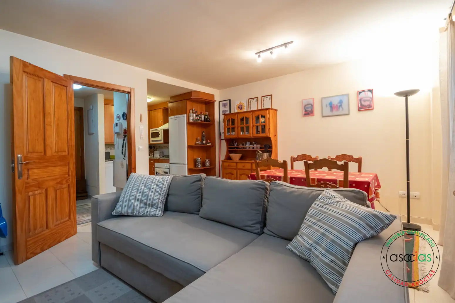 Sala de estar de Piso en venta en Puebla de Lillo con Calefacción y Trastero