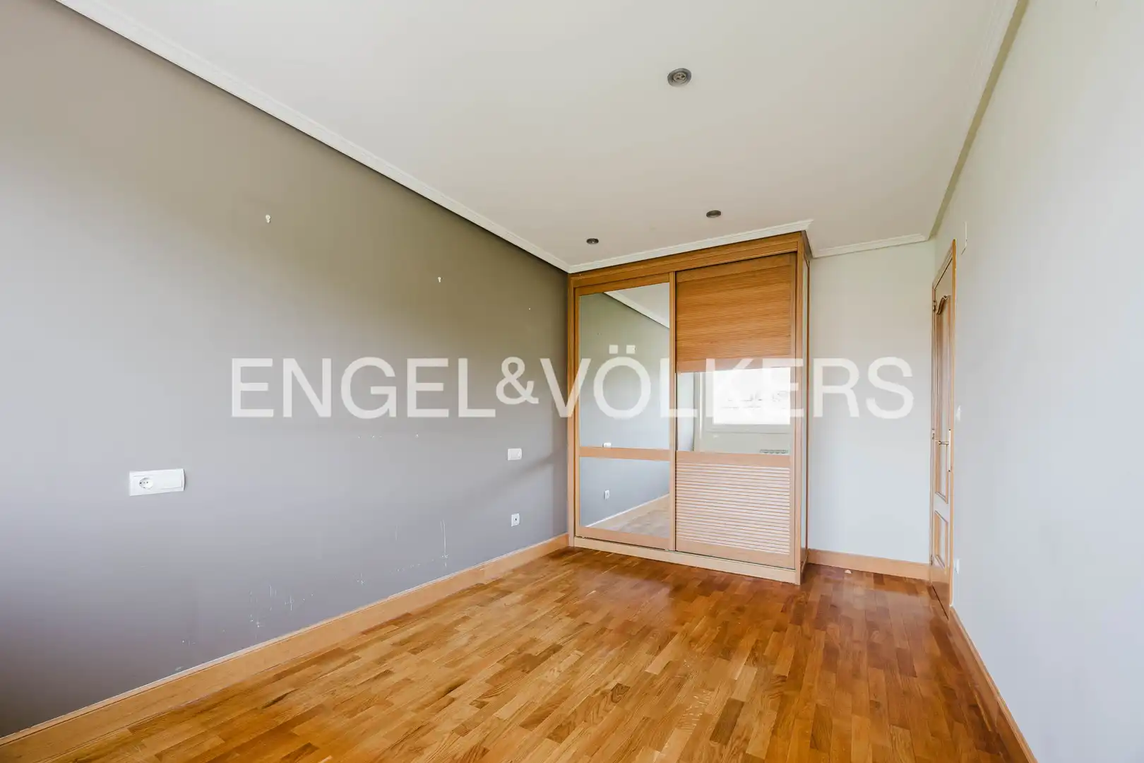 Habitación de Dúplex en venta en Astigarraga con Calefacción y Balcón