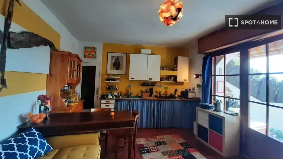 Küche von Wohnung zur Miete in Sant Cebrià de Vallalta mit Klimaanlage, Heizung und Möbliert