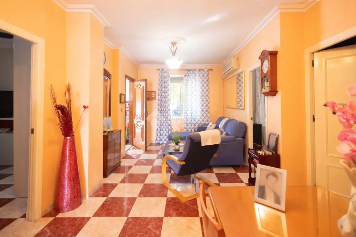 Casa adosada en venda en Bellavista - La Palmera