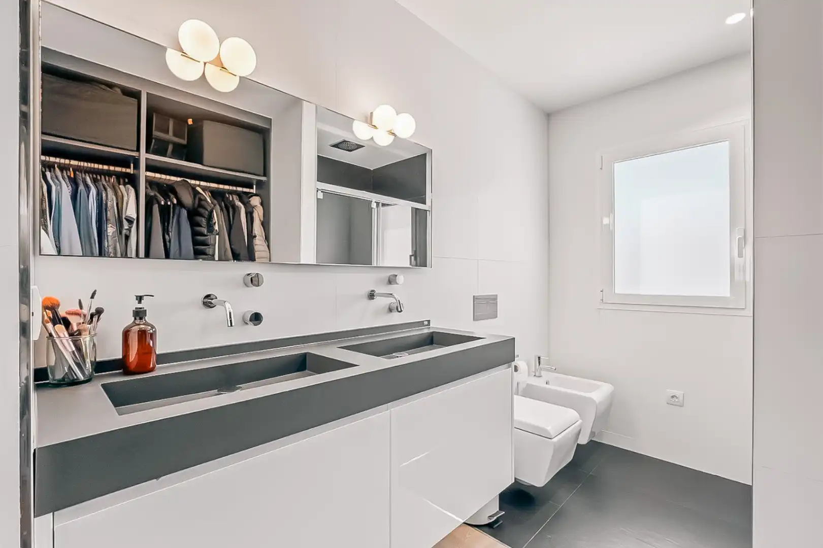 Baño de Casa o chalet en venta en L'Alfàs del Pi con Aire acondicionado, Calefacción y Piscina
