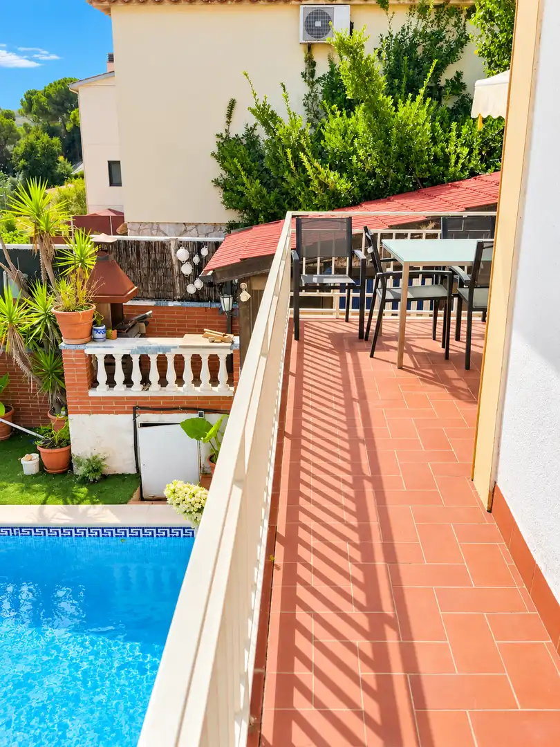 Terraza de Casa o chalet en venta en Abrera, Barcelona