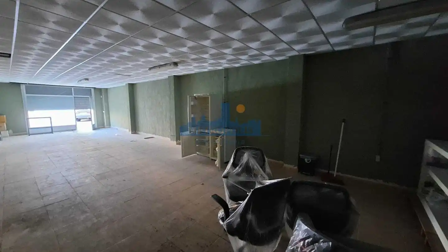 Local comercial de lloguer a Jaume I, imagen 4