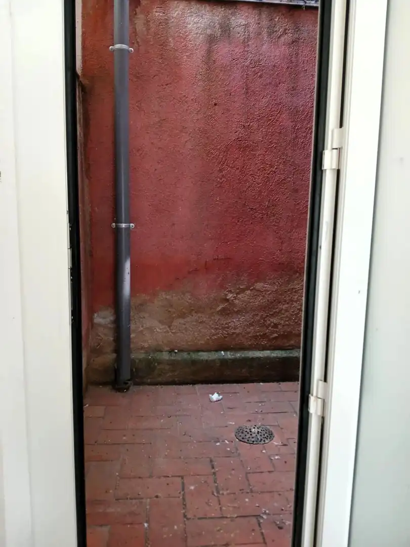Vista exterior de Local en venta en Sabadell