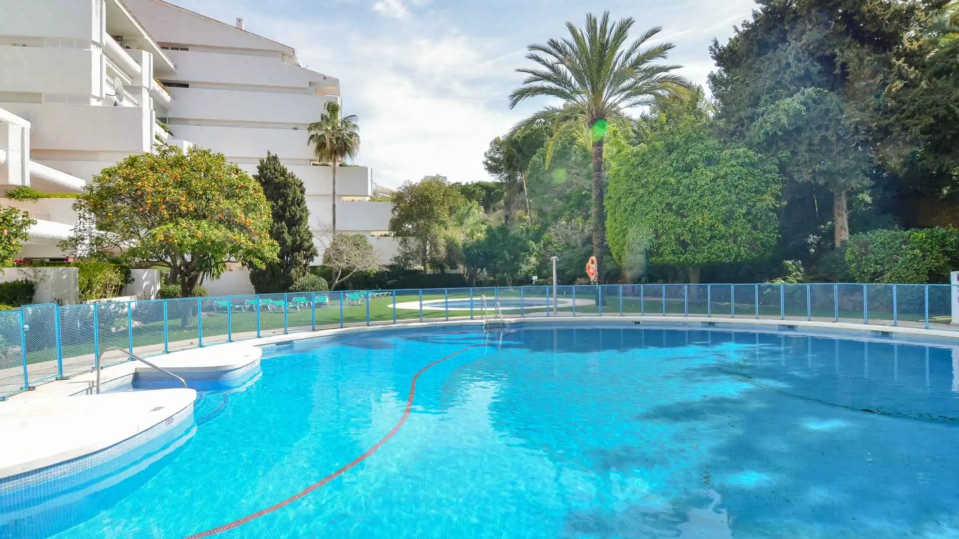 Swimming pool of Attic for sale in Marbella  with Air Conditioner, Terrace and Swimming Pool