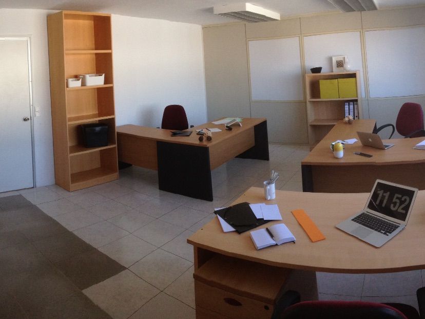 Oficina de lloguer en Bergondo amb Moblat i Internet