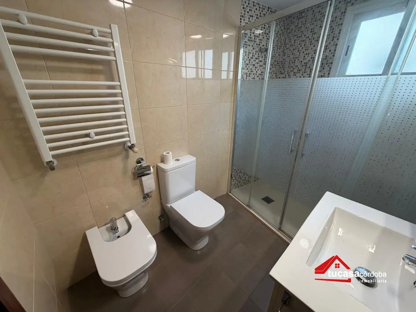 Baño de Piso en venta en Córdoba con Aire acondicionado, Calefacción y Terraza