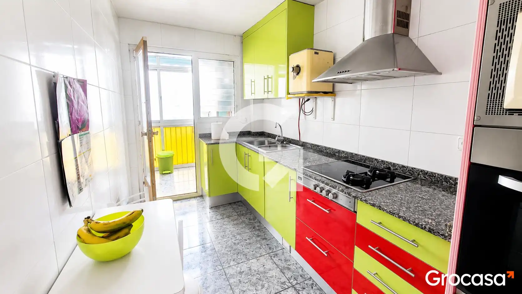 Cocina de Piso en venta en Vilanova i la Geltrú con Calefacción, Horno y Balcón