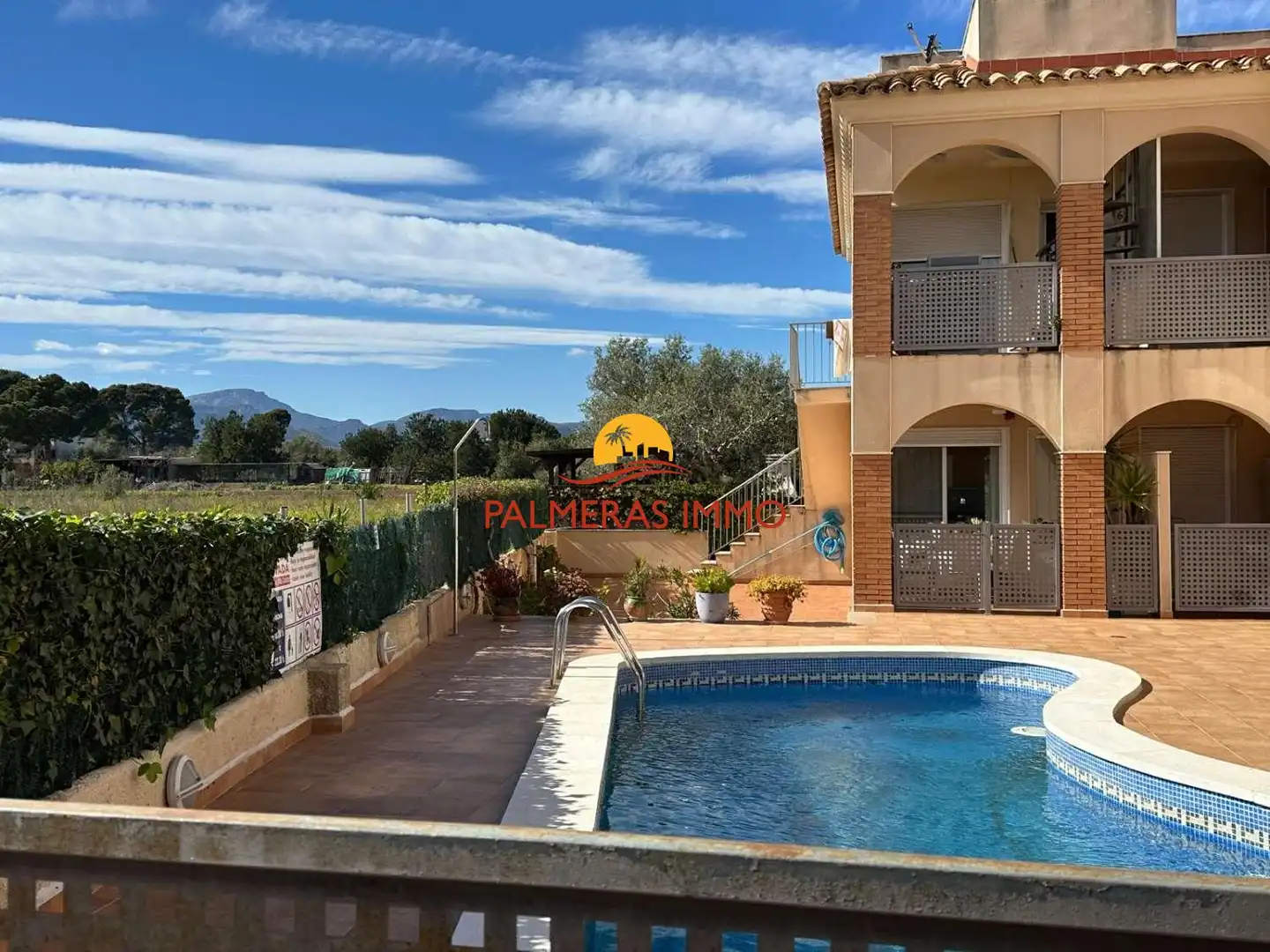 Piscina de Apartament en venda en Mont-roig del Camp amb Piscina i Moblat