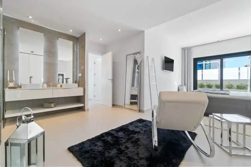 Villa mit Terrasse zum Verkauf in Calle Ana Maria Matute, imagen 12