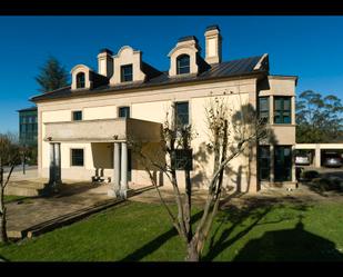 Vista exterior de Casa o xalet en venda en Boqueixón amb Aire condicionat, Jardí privat i Parquet