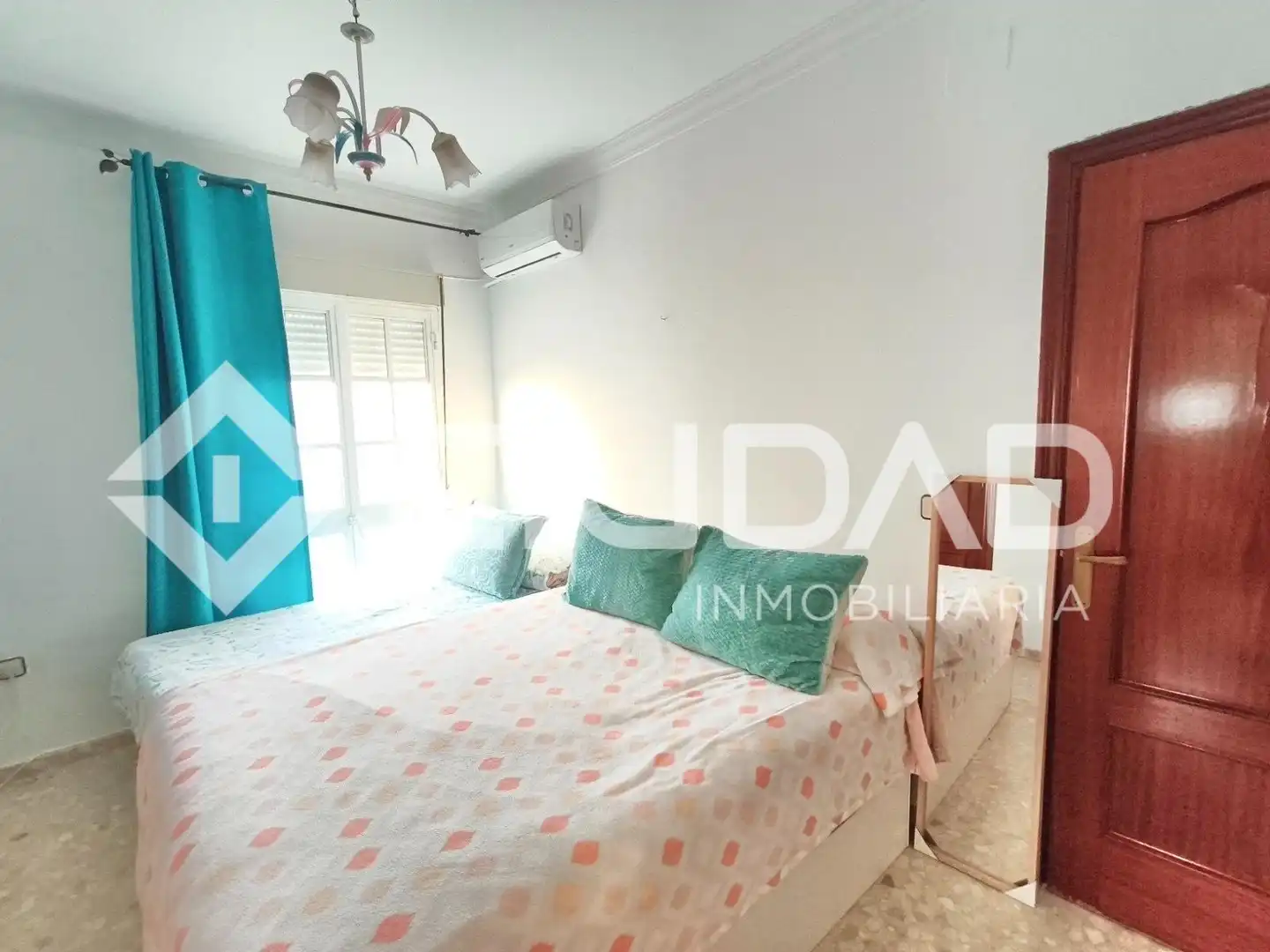 Habitación de Piso en venta en Las Cabezas de San Juan