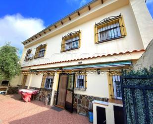 Exterior view of Single-family semi-detached for sale in Alía  with Air Conditioner and Terrace