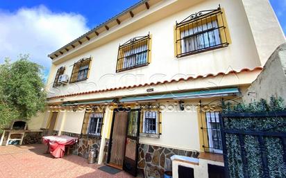 Exterior view of Single-family semi-detached for sale in Alía  with Air Conditioner and Terrace