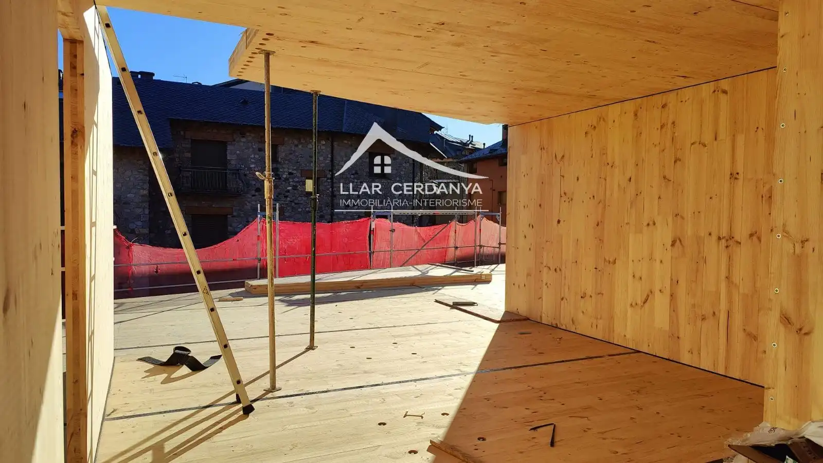 Exterior view of Flat for sale in Bellver de Cerdanya  with Air Conditioner and Terrace