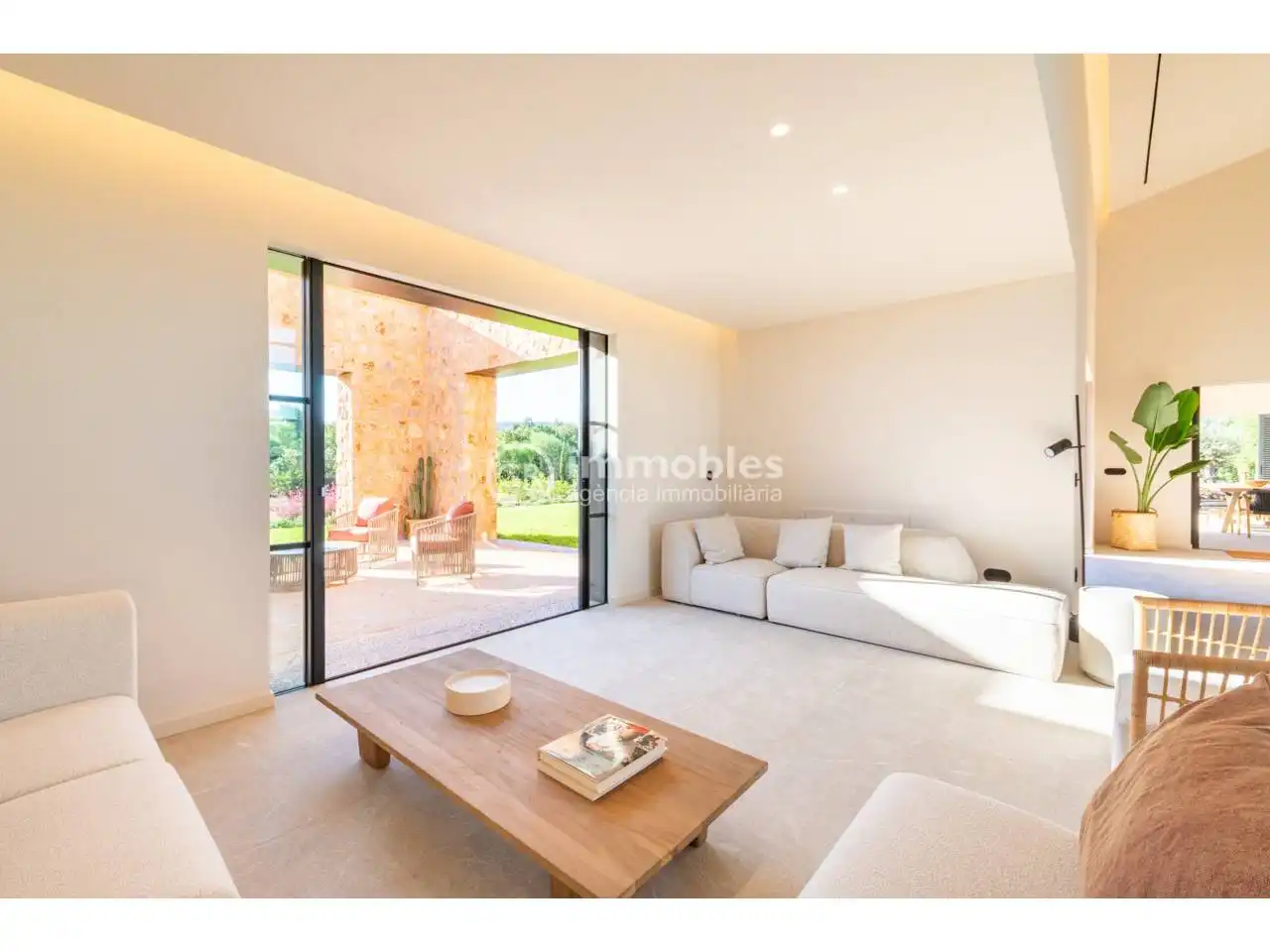 Houses for sale in Poligono 4, Santa María del Camí