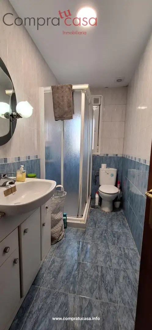 Bathroom of Flat for sale in Segovia  with Heating, Parquet flooring and Terrace