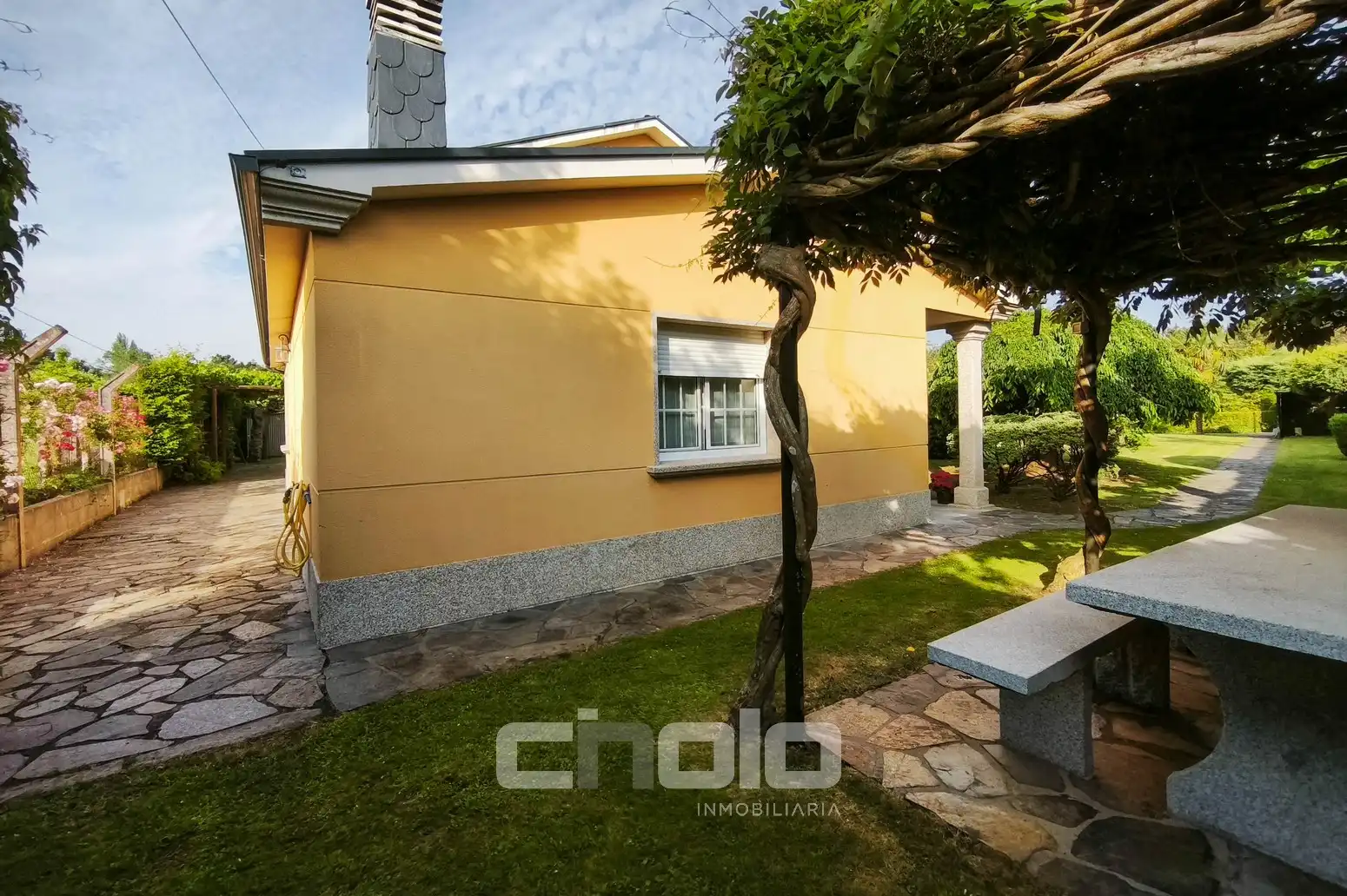 Garden of Houses for sale in Begonte  with Heating, Parquet flooring and Storage room