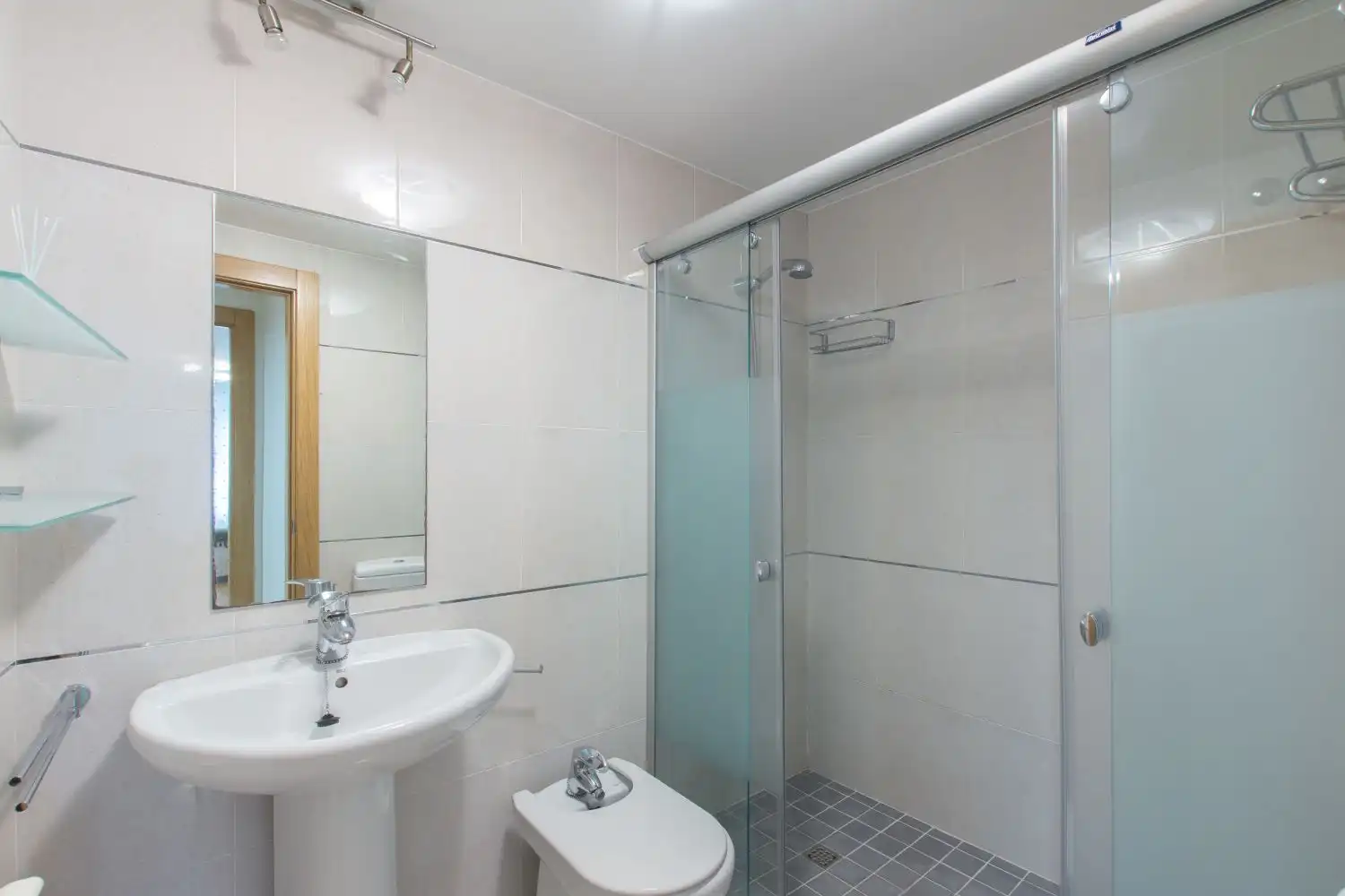 Baño de Piso en venta en  Pamplona / Iruña con Aire acondicionado, Calefacción y Trastero