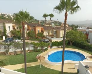 Vista exterior de Pis en venda en Alhaurín El Grande amb Terrassa