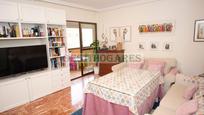 Bedroom of Flat for sale in  Sevilla Capital