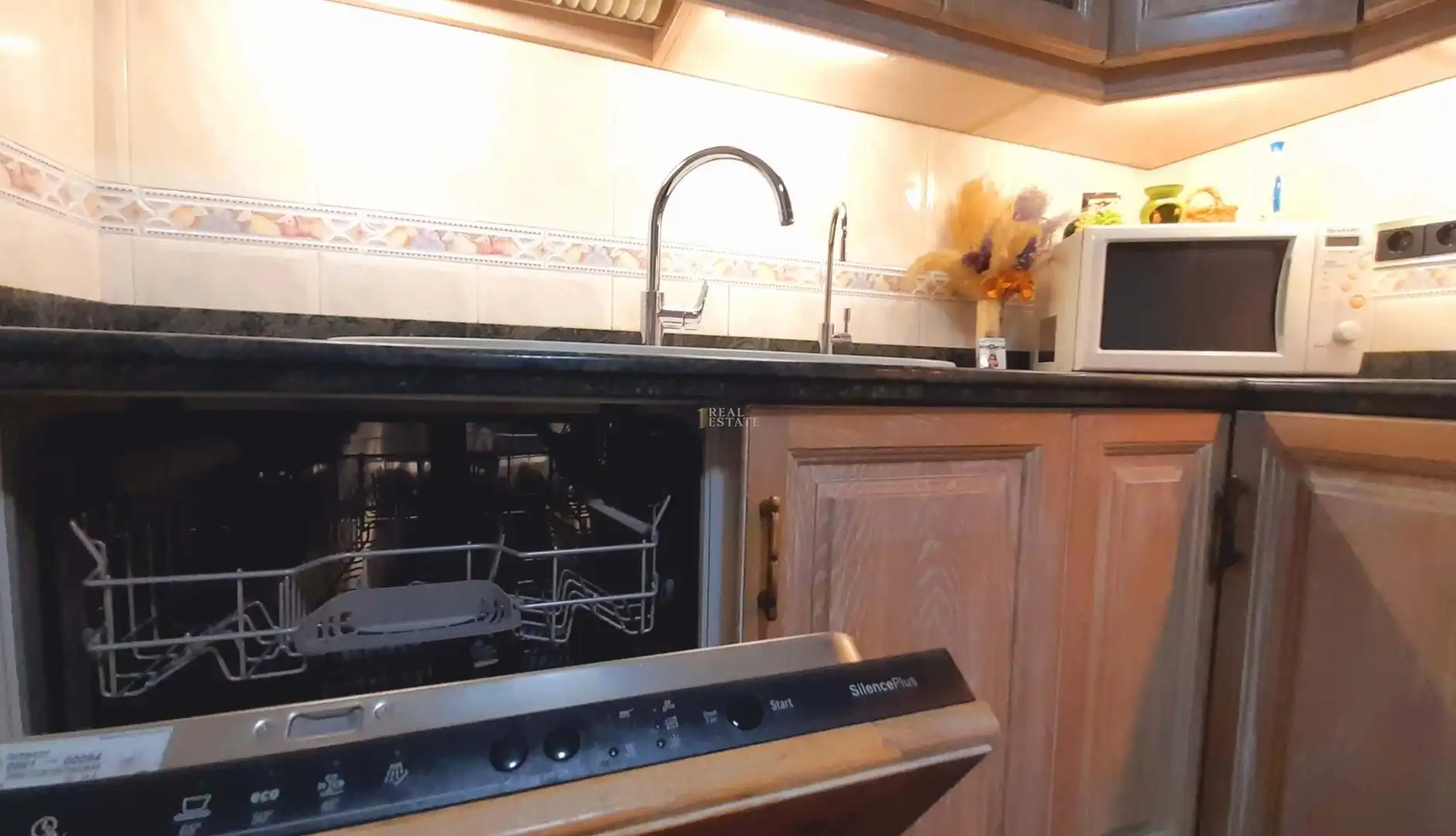 Kitchen of Duplexes for sale in Elche / Elx  with Air Conditioner, Heating and Storage room