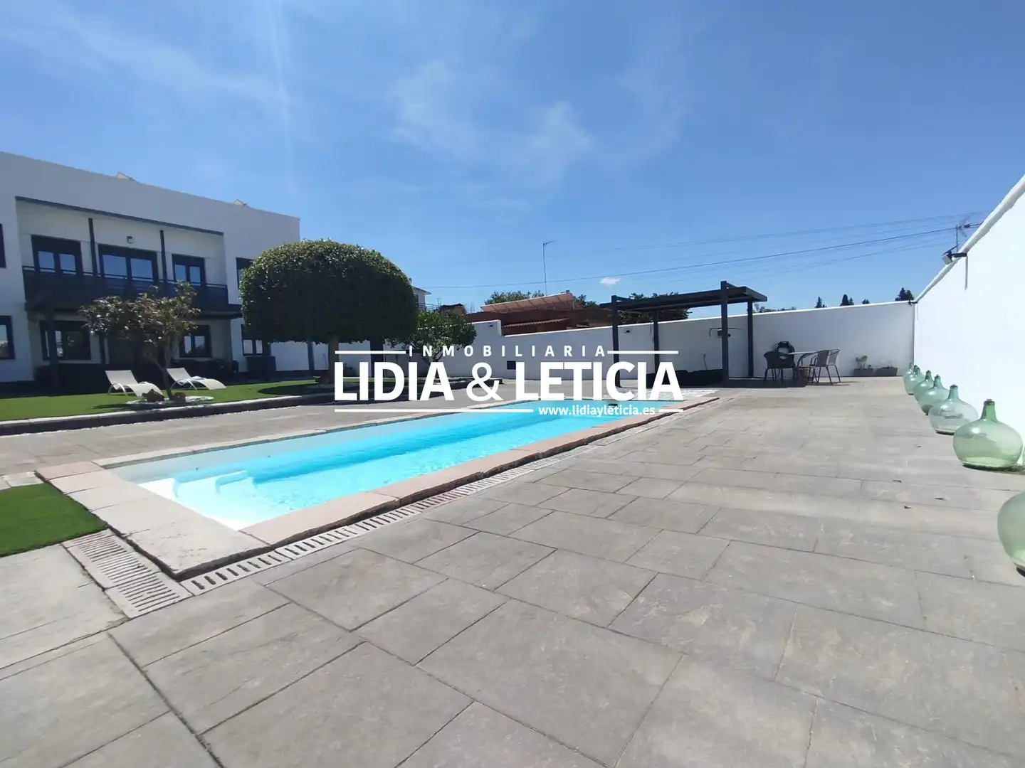 Piscina de Casa o xalet en venda en Alcalá de Guadaira