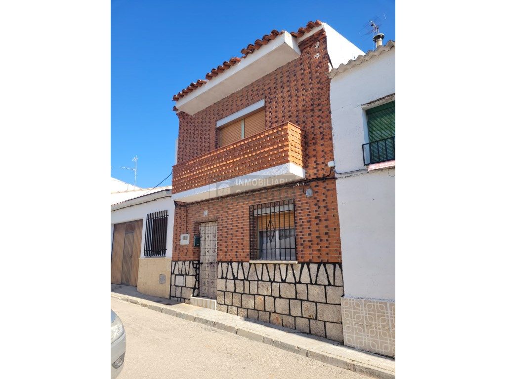 Vista exterior de Casa o xalet en venda en Villamayor de Santiago