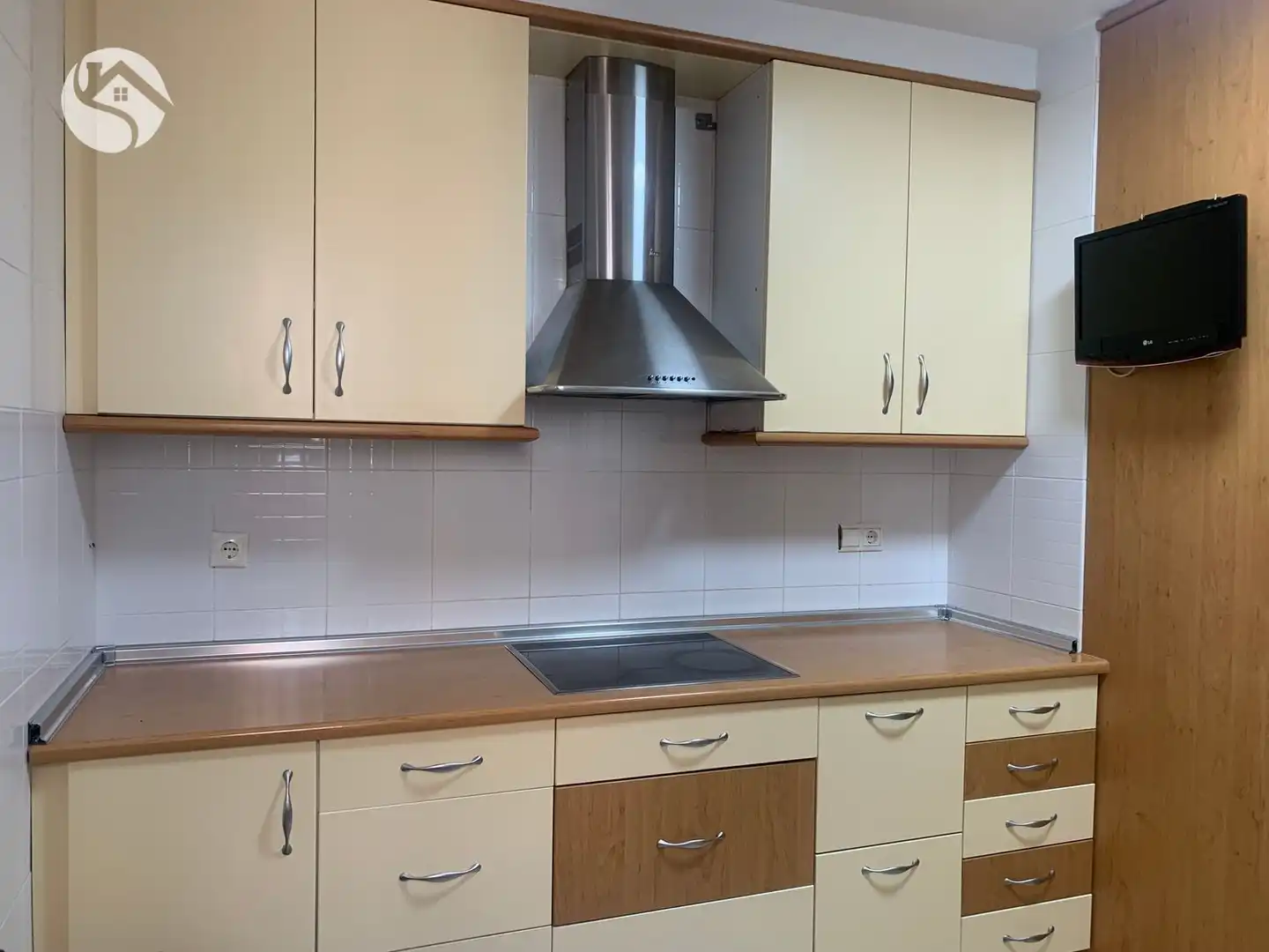 Cocina de Piso de alquiler en Cuenca con Aire acondicionado, Calefacción y Amueblado
