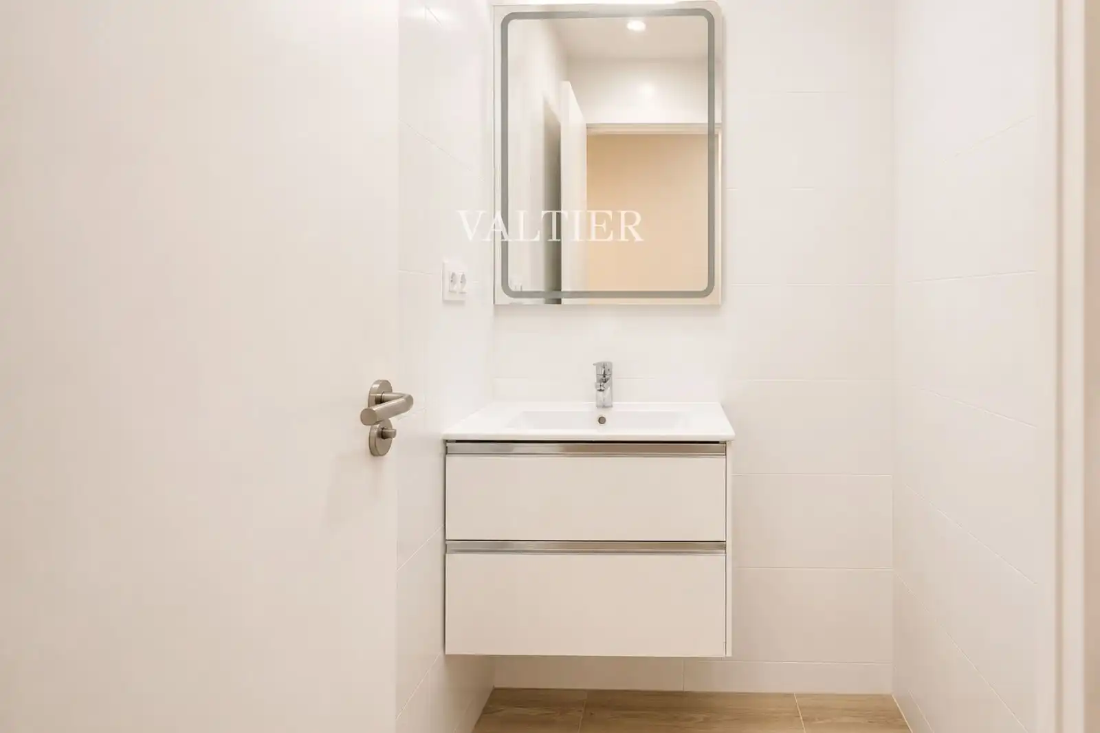 Baño de Piso de alquiler en Madrid con Aire acondicionado y Amueblado