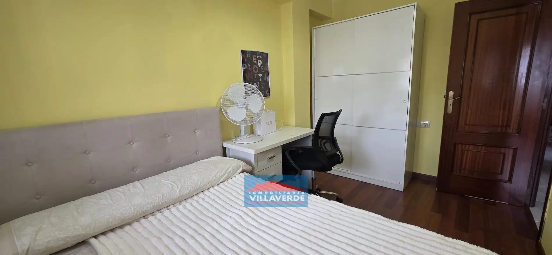 Bedroom of Flat for sale in Cangas   with Heating, Storage room and Furnished