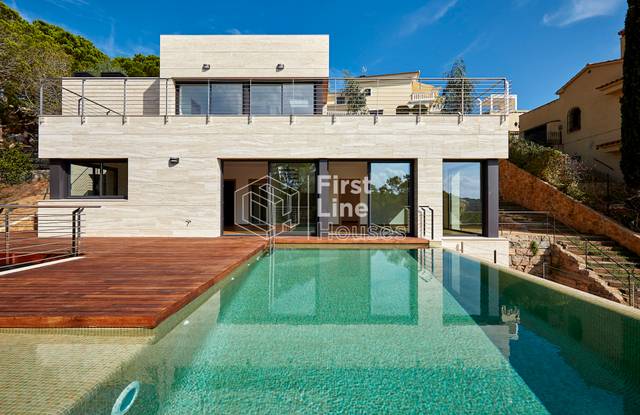 Casa-chalet en Venta en Canyelles