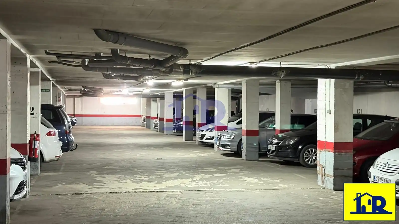 Parking de Piso en venta en Cuenca con Calefacción, Terraza y Trastero