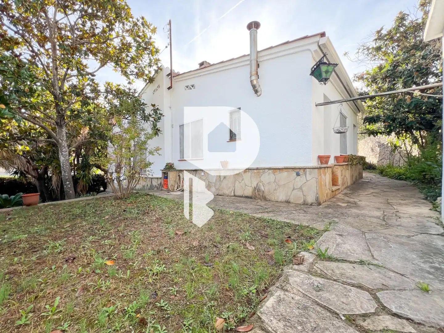 Vista exterior de Casa o xalet en venda en Vallirana amb Calefacció, Jardí privat i Terrassa