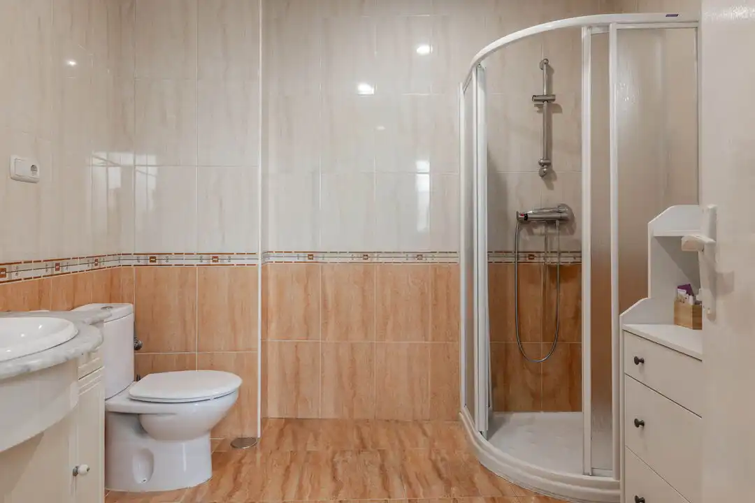 Baño de Piso en venta en Donostia - San Sebastián  con Calefacción y Trastero