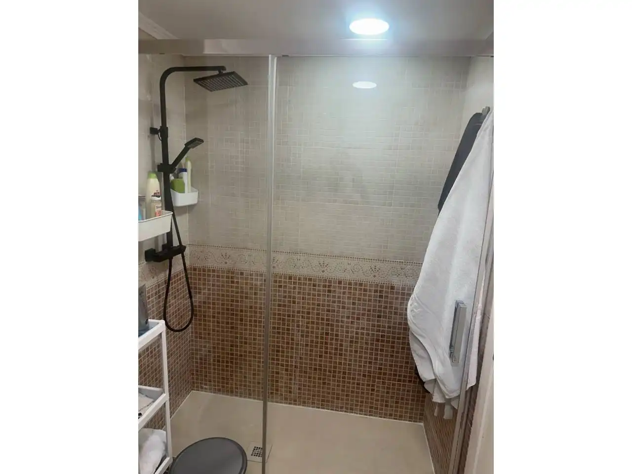 Bathroom of Attic for sale in Valencia  with Air Conditioner, Parquet flooring and Terrace