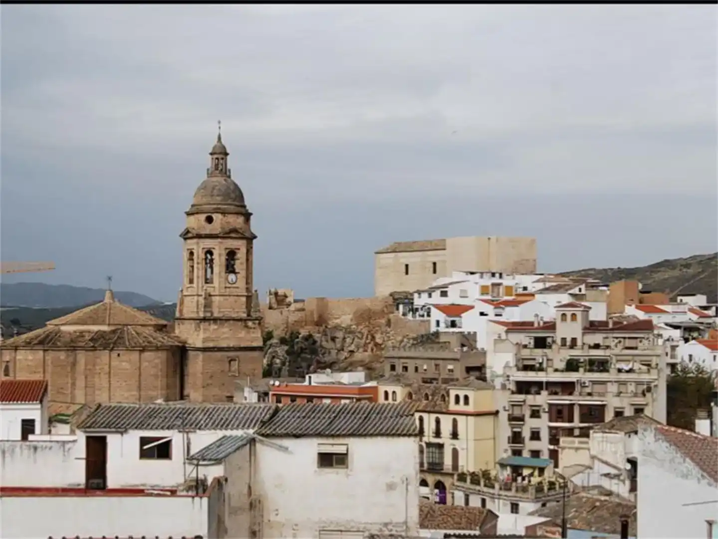 Vista exterior de Casa adosada en venda en Loja, Granada