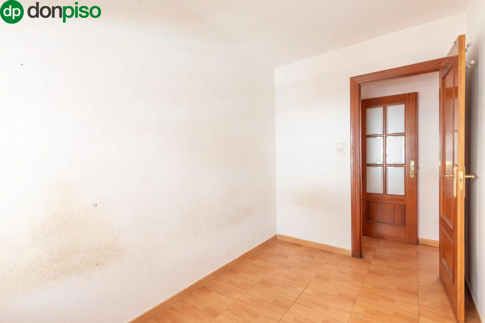 Piso en venta en Calle ALMUÑECAR, 4, Barrio de Zaidín