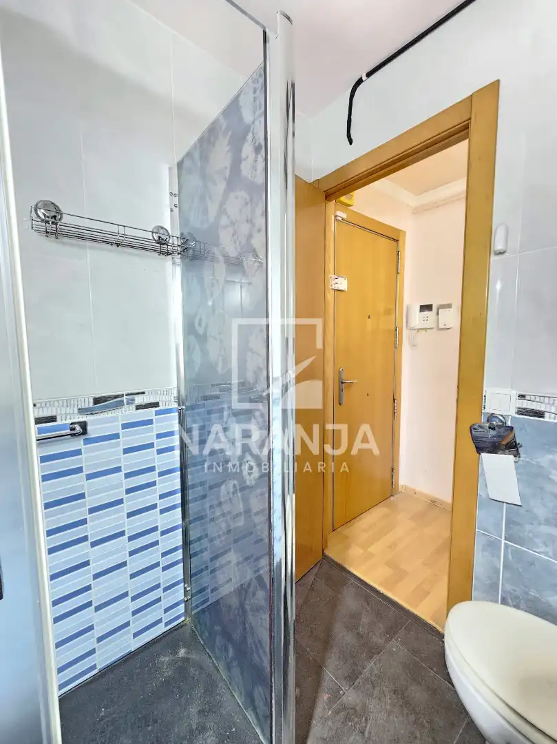 Wohnung zum Verkauf in Barcelona mit Terrasse