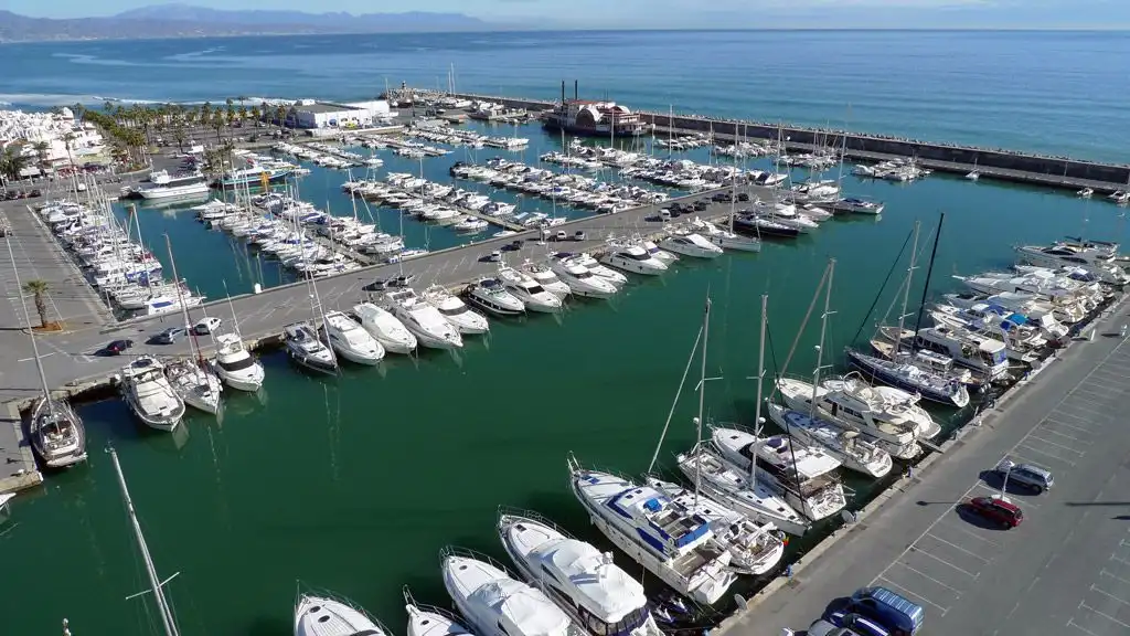 Vista exterior de Apartament en venda en Benalmádena amb Aire condicionat, Calefacció i Parquet