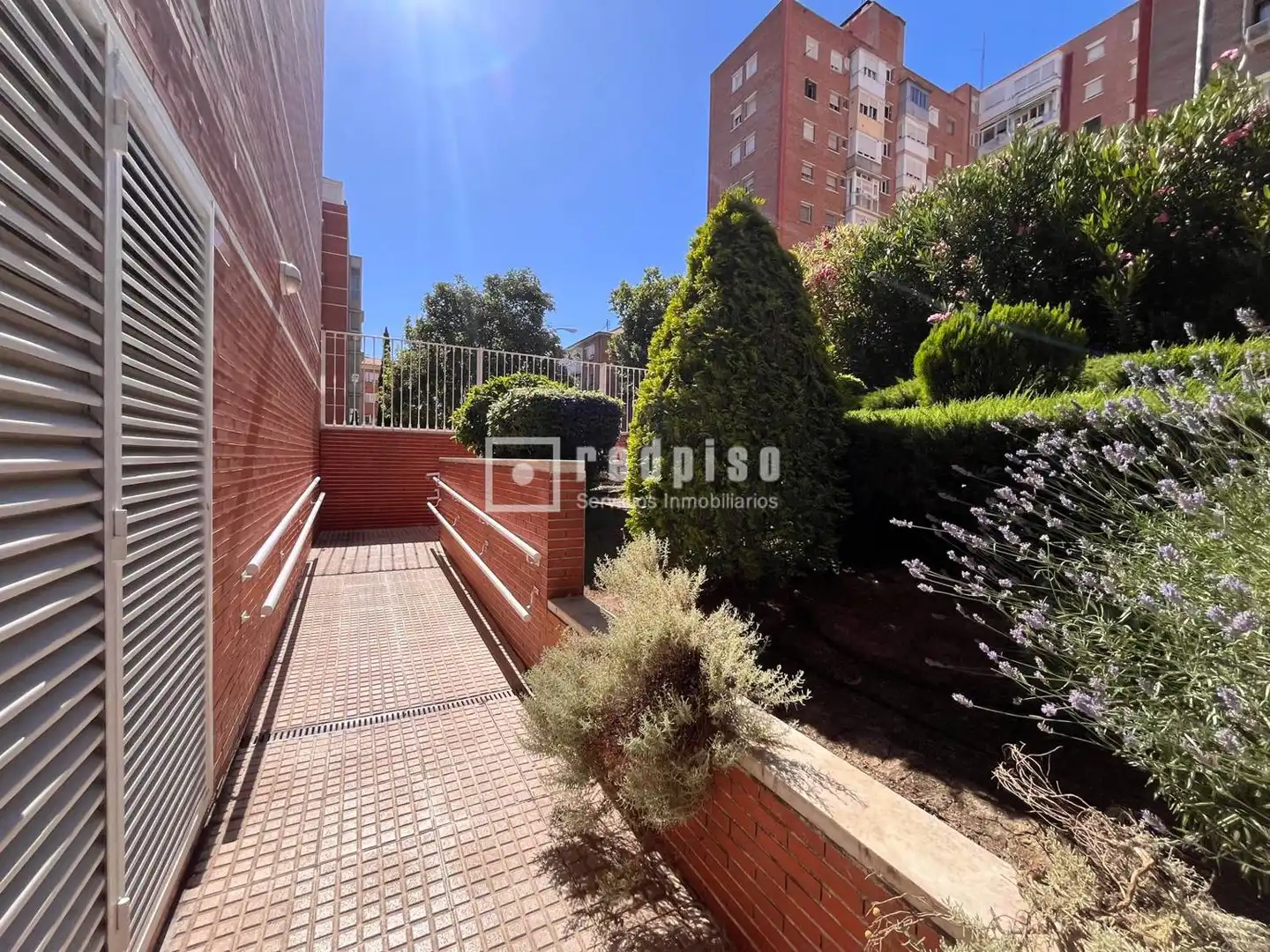 Garden of Flat for sale in Madrid  with Air Conditioner, Heating and Private garden