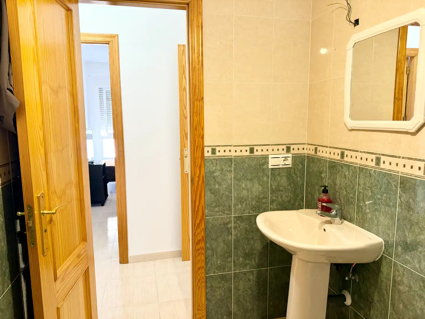 Bathroom of Flat for sale in Roquetas de Mar  with Terrace and Furnished