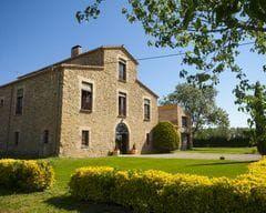 Vista exterior de Finca rústica en venda en Verges amb Calefacció, Jardí privat i Terrassa