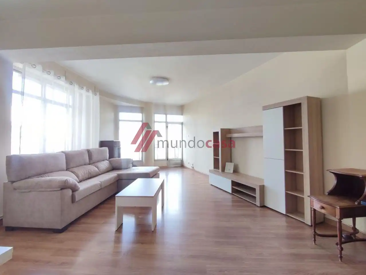 Sala de estar de Piso de alquiler en Ferrol con Calefacción, Parquet y Terraza