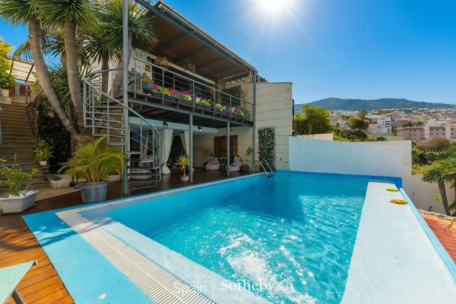 Piscina de Casa o xalet en venda en Santa Úrsula amb Aire condicionat, Calefacció i Jardí privat