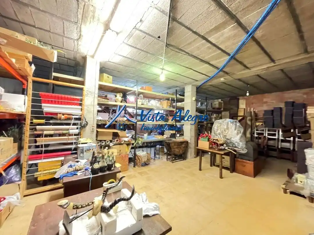 Buildings for sale in Fresneña